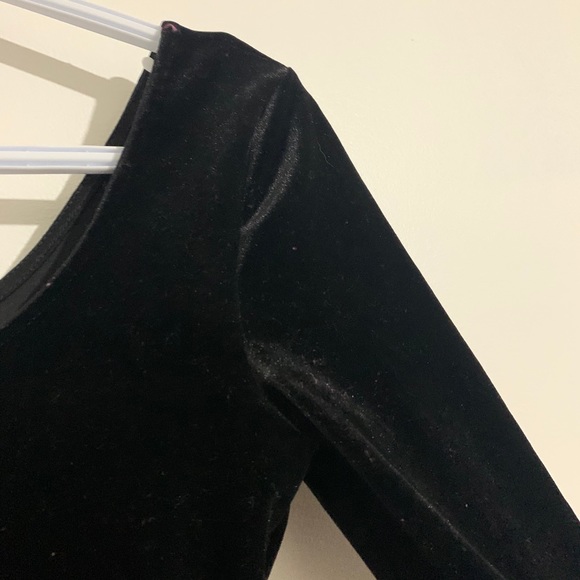 Black shiny dress - Picture 3 of 3